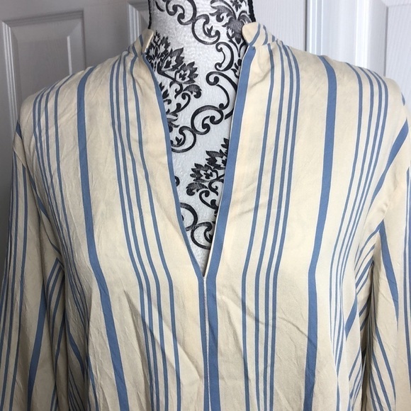 Zara Blouse Blue Cream V Neck Long Sleeve Top XS New WithTags - Picture 2 of 6
